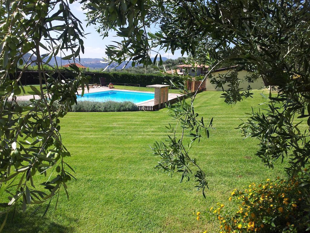 Hotel Piscina La Suite Prossedi Luaran gambar